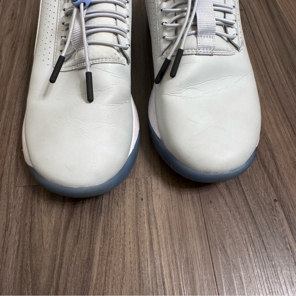 Clove Gray Matter Nursing Sneakers - Picture 3 of 12